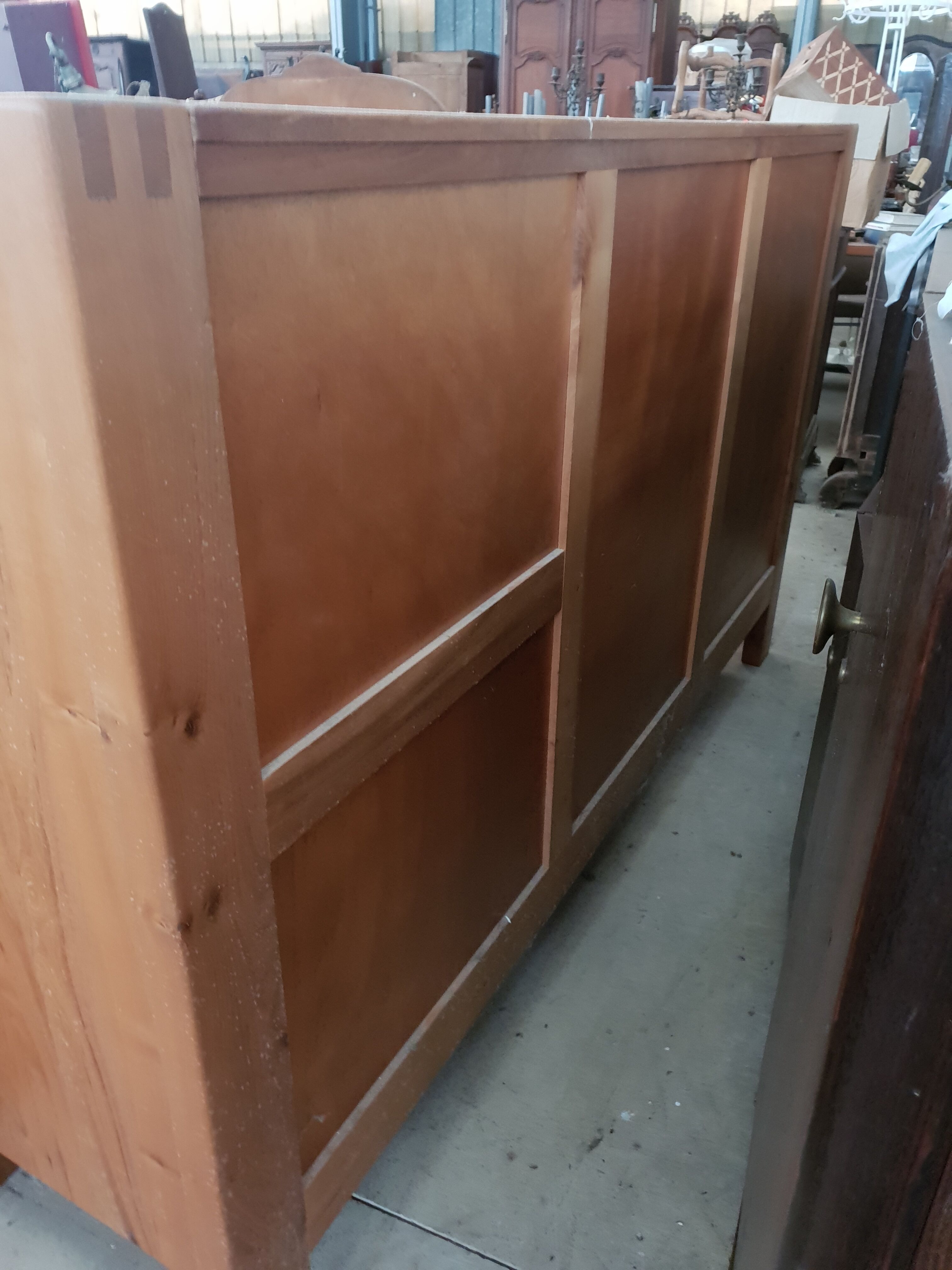 Enfilade en orme de la Maison Regain