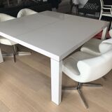 Ligne Roset Dedicato table