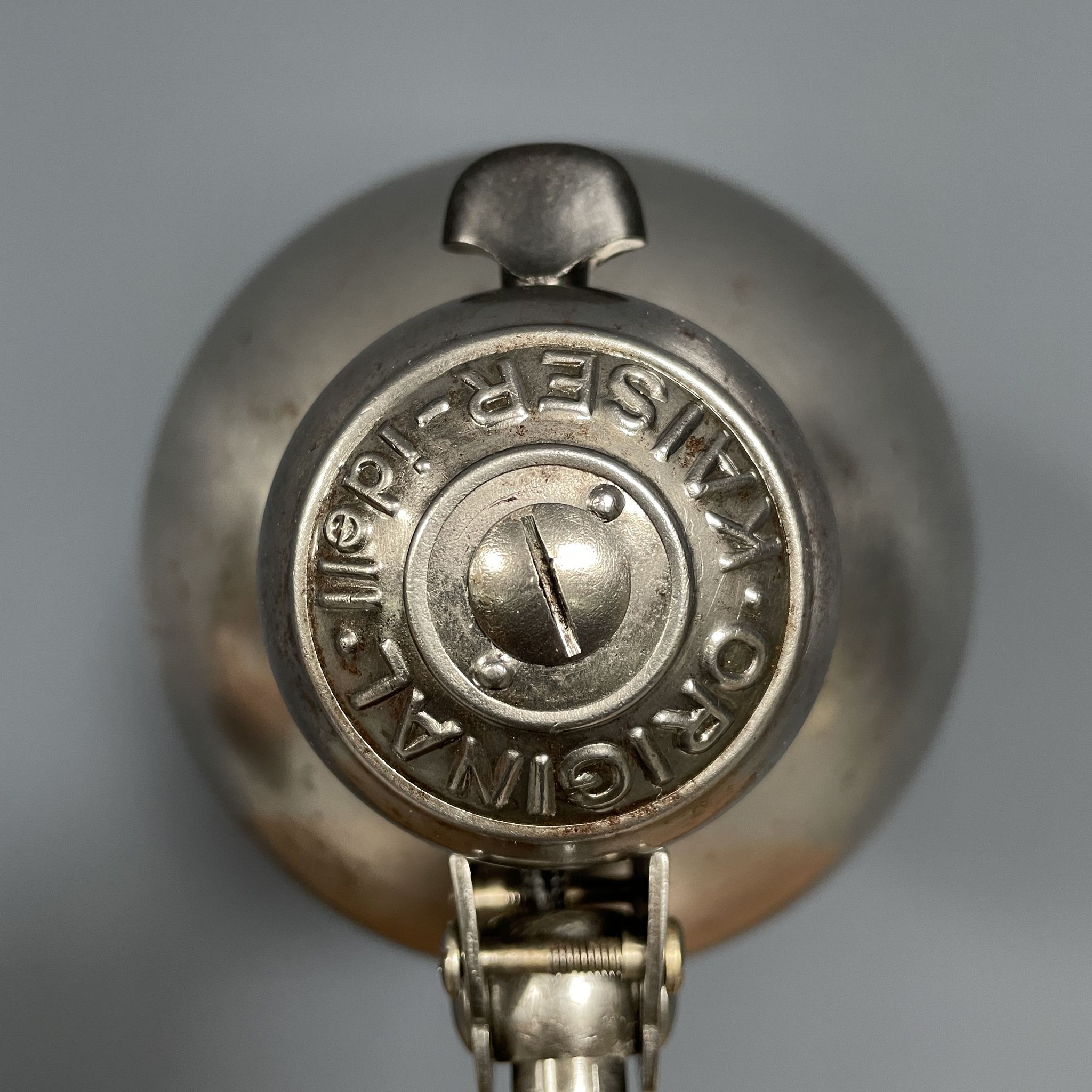 Lampe de table d’atelier Kaiser idell modèle 6726 polie des années 1930