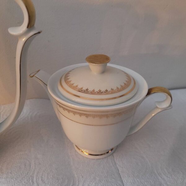 Service café-thé doré Lanternier Limoges, années 1950