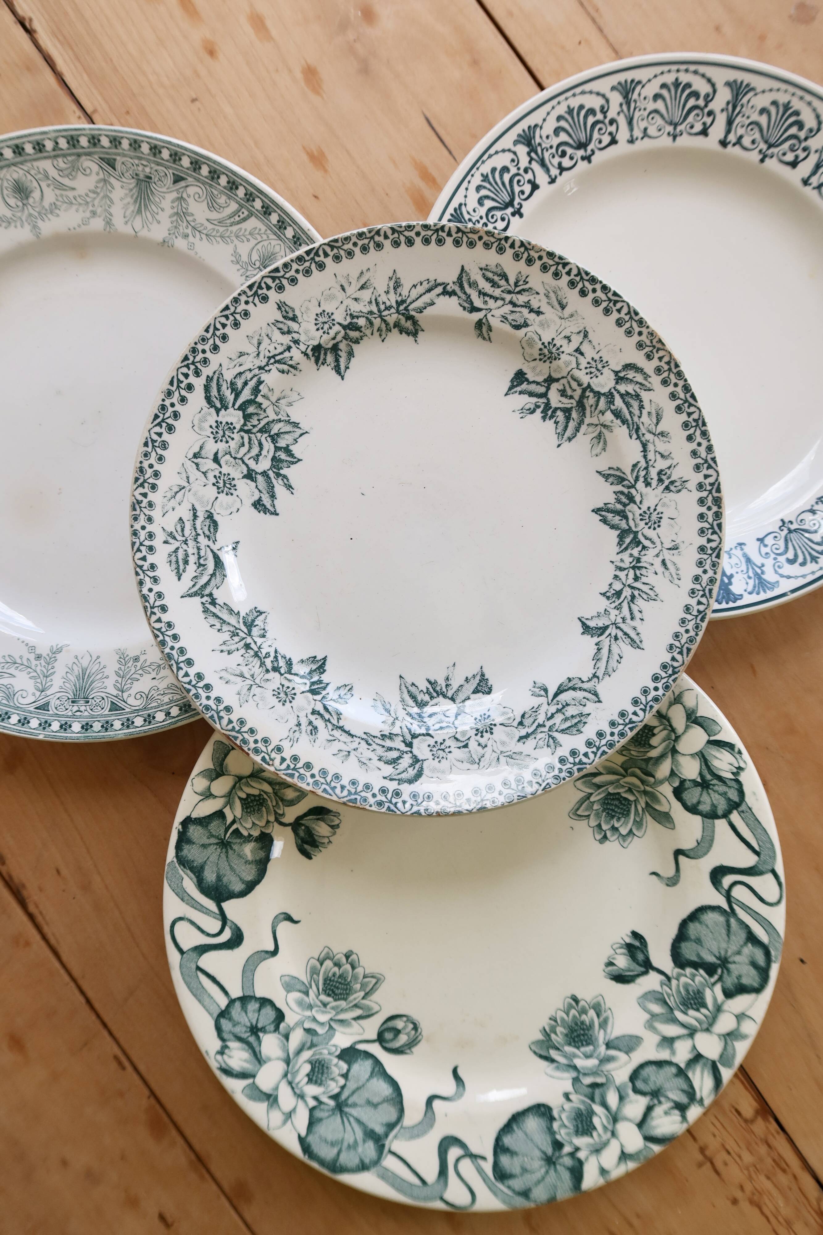 Vintage mismatched dessert plates in ironstone - Green tones