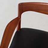 Midcentury Danish chair with armrests in teak and new skai by Arne Vodder for Vamo 1960s