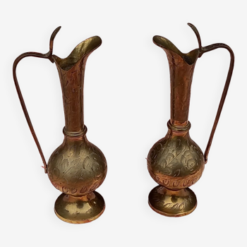 Set of 2 deco decanters - ewers - brass