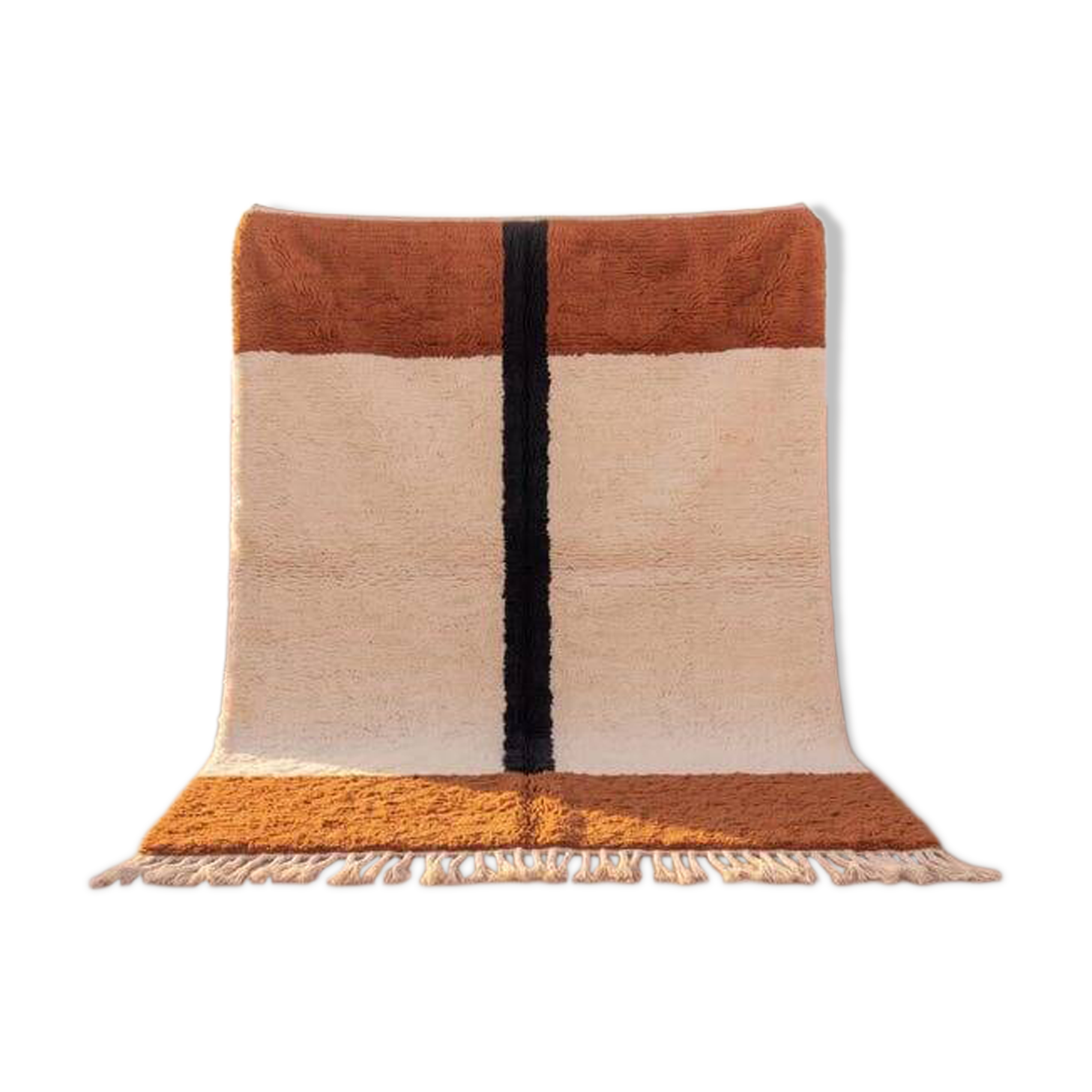 Large Berber rug made of natural wool, traditionally handwoven, 3/4 m.