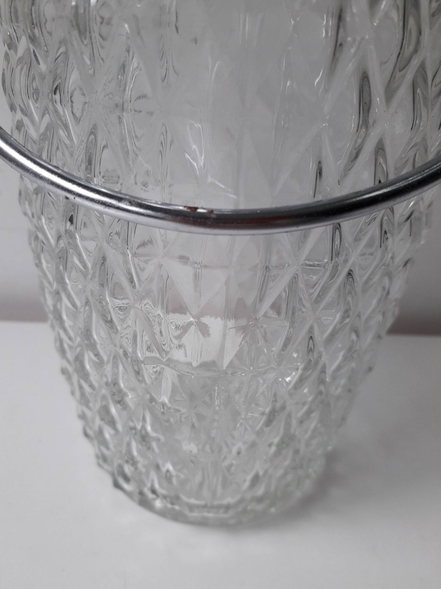 Cut glass ice bucket (vintage)