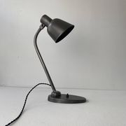 Ancienne lampe de bureau Bauhaus « Bur » modèle 2700