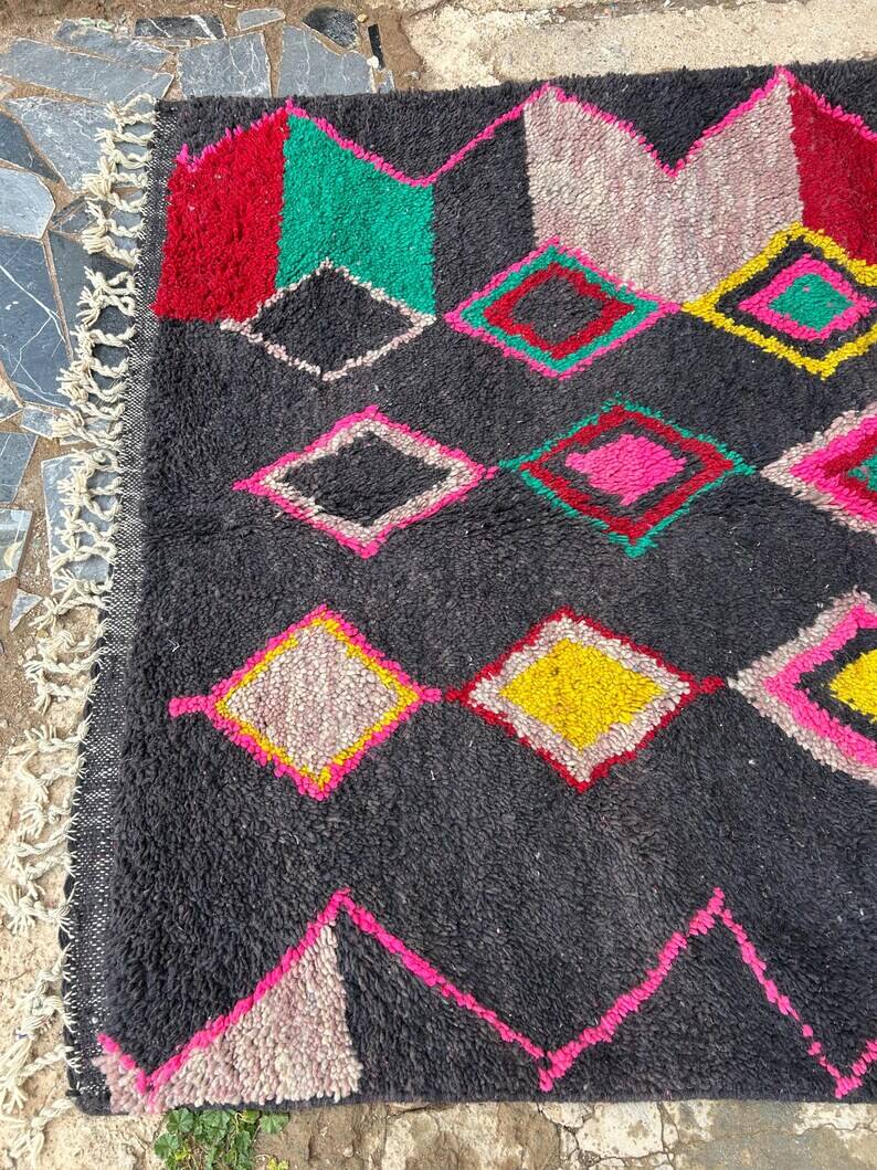 Beautiful handcrafted rug 100cm×200cm
