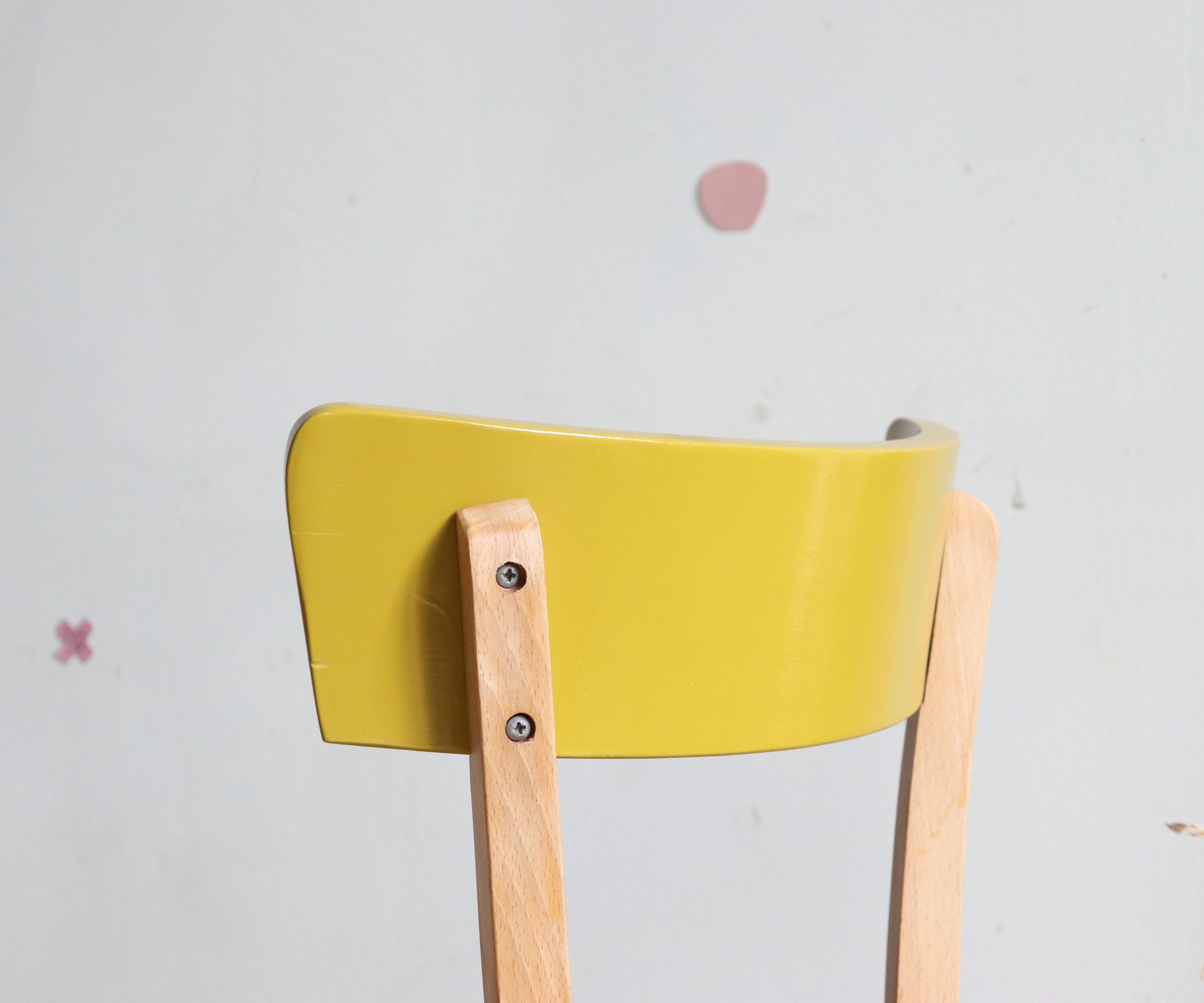 Vintage wooden bistro chair revisited