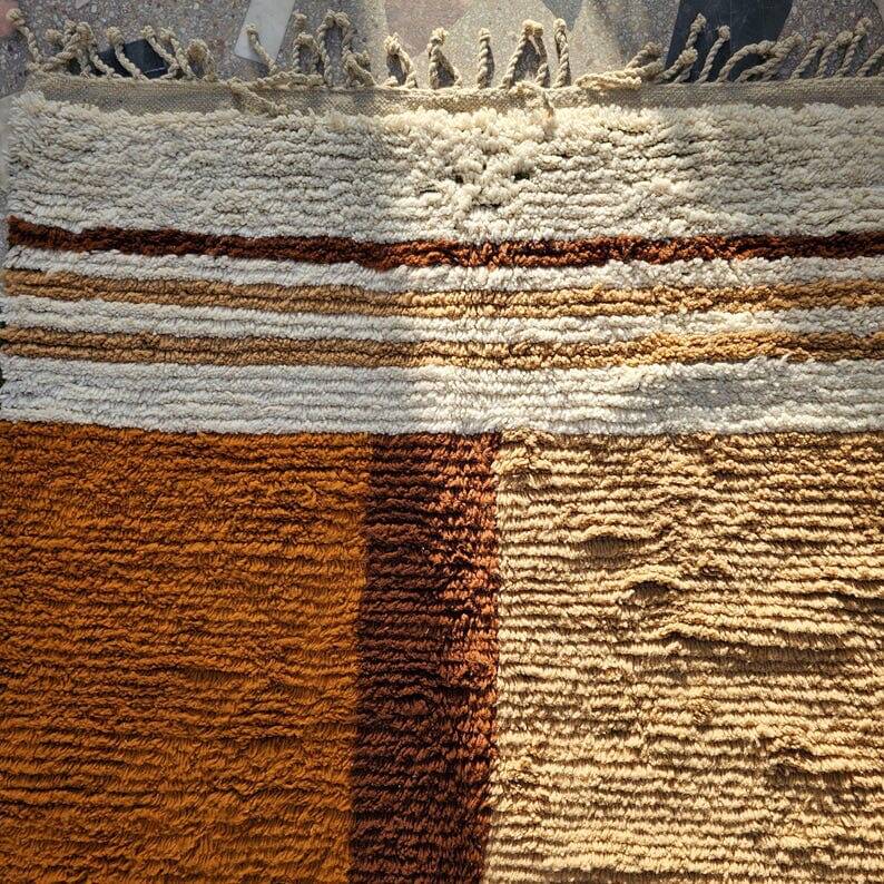 Handmade traditional beni ourain rug, size 2/3 m.