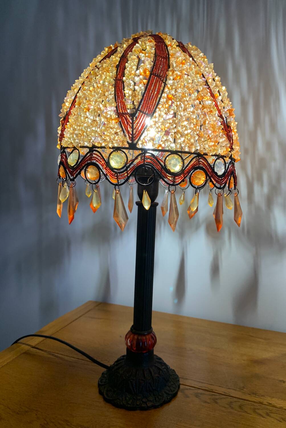 Art deco style table lamp