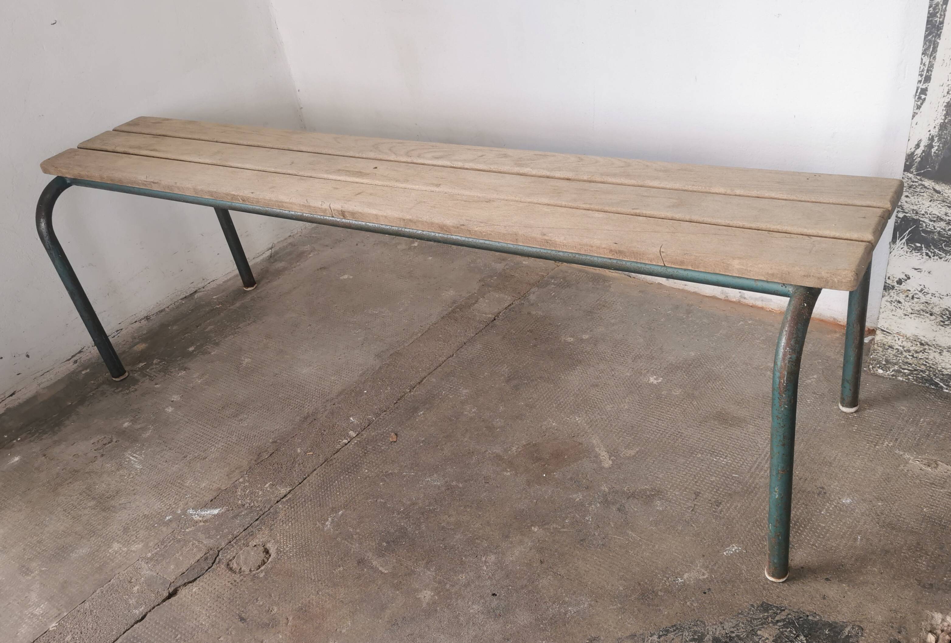 Banc d'écolier vintage 1960