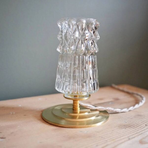 Lampe à poser verre ciselé