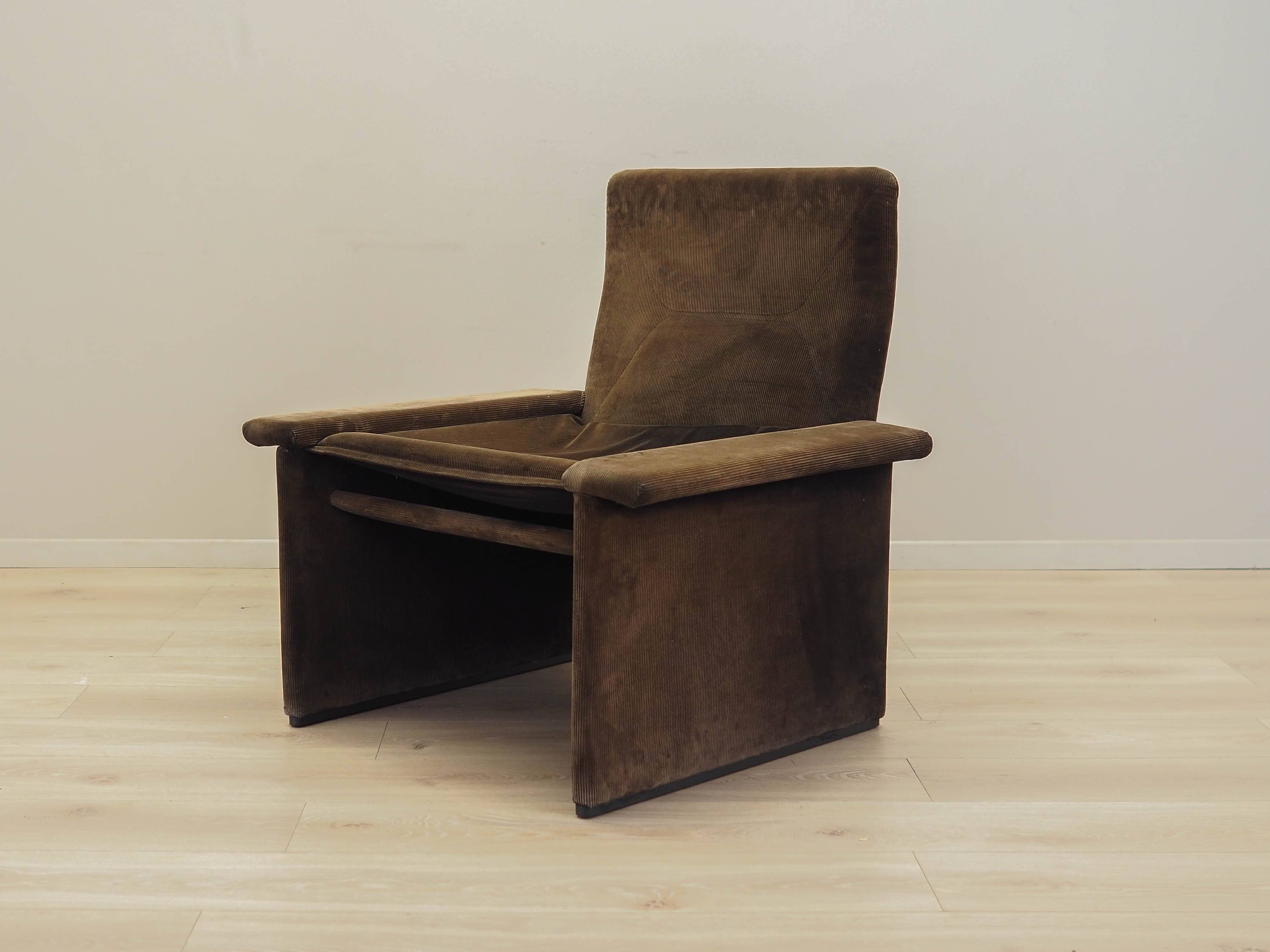 Corduroy armchair, Italian design, 1970s, production: Italy