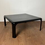 Vico Magistretti coffee table model Demetrio 70 for Artemide