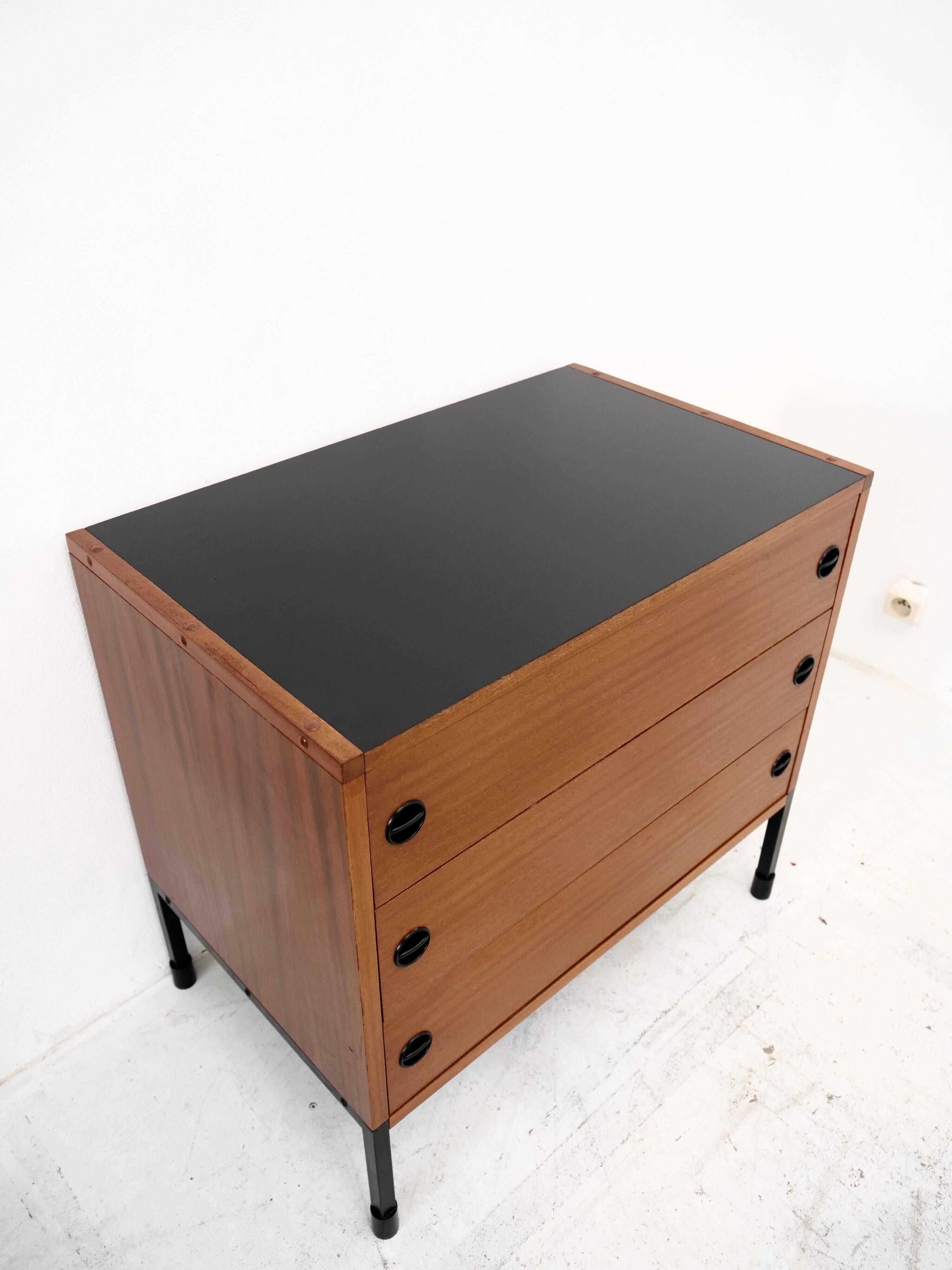 Commode à triroirs mid century design Français ARP Minvielle