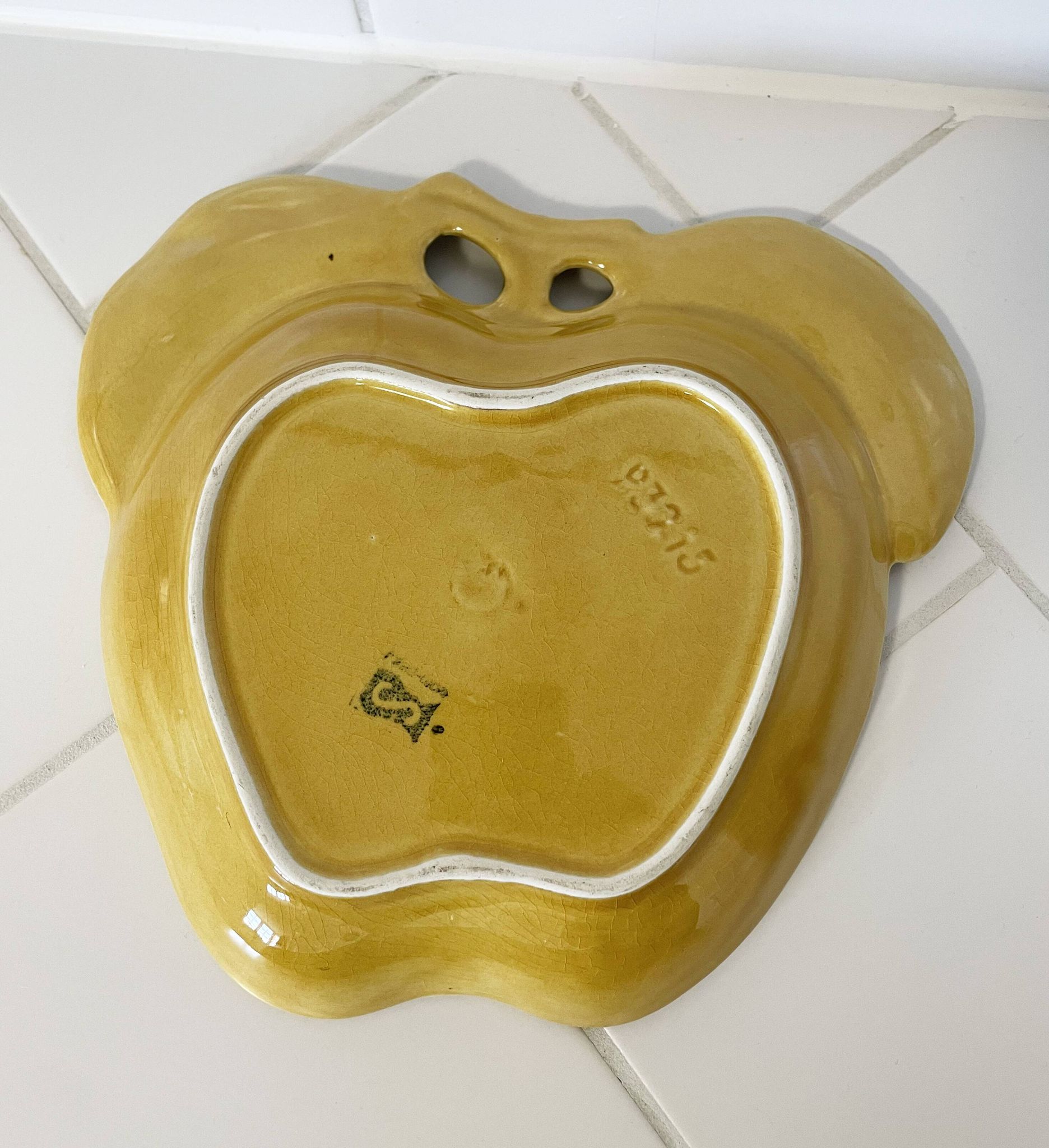 Vintage Secla Majolica apple-shaped platter, made in Portugal.