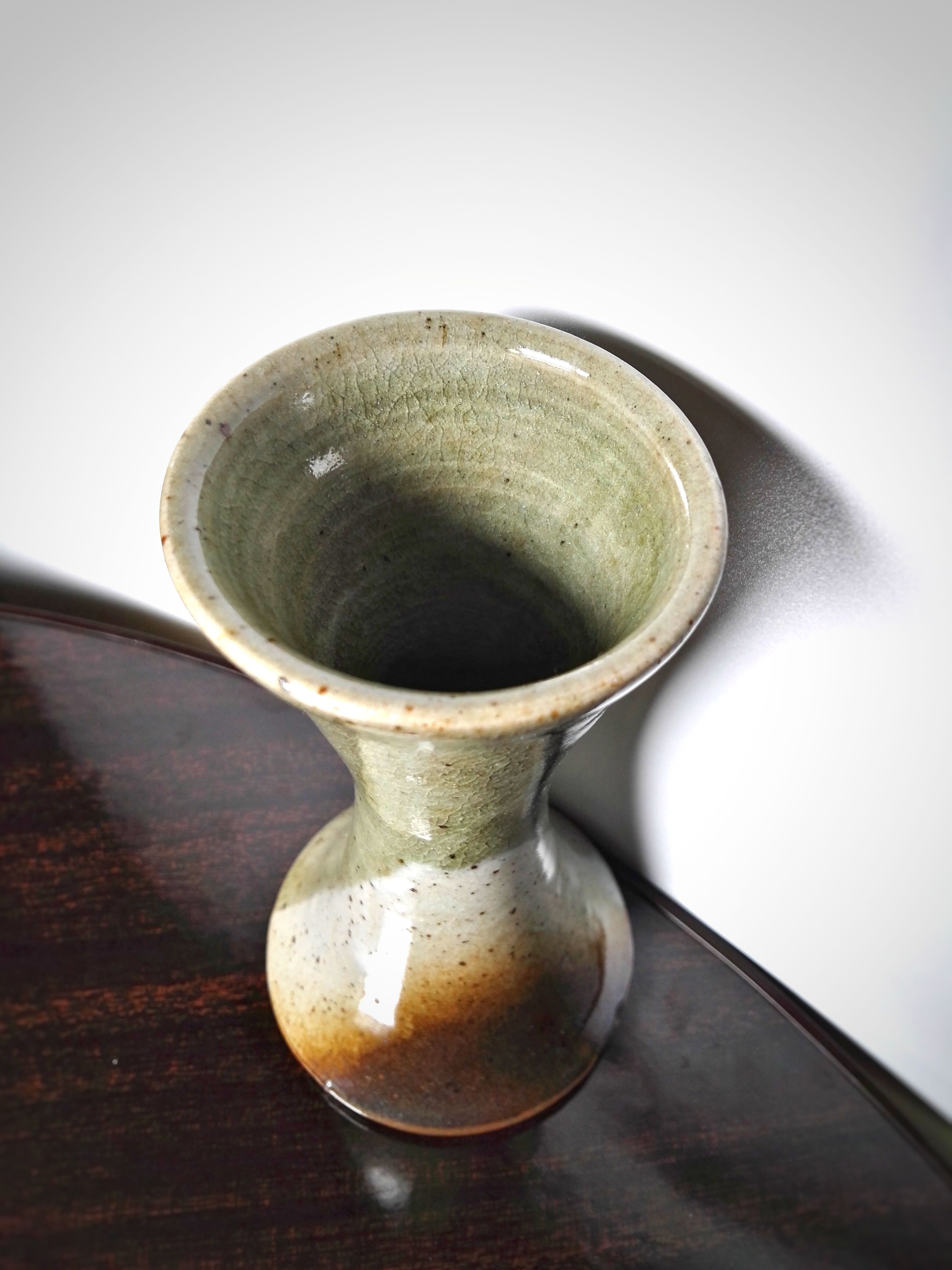 Vase diabolo La Combe du Lac