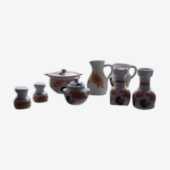 Swamp pottery set