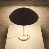 Wilhelm Gispen, lamp “5015”.