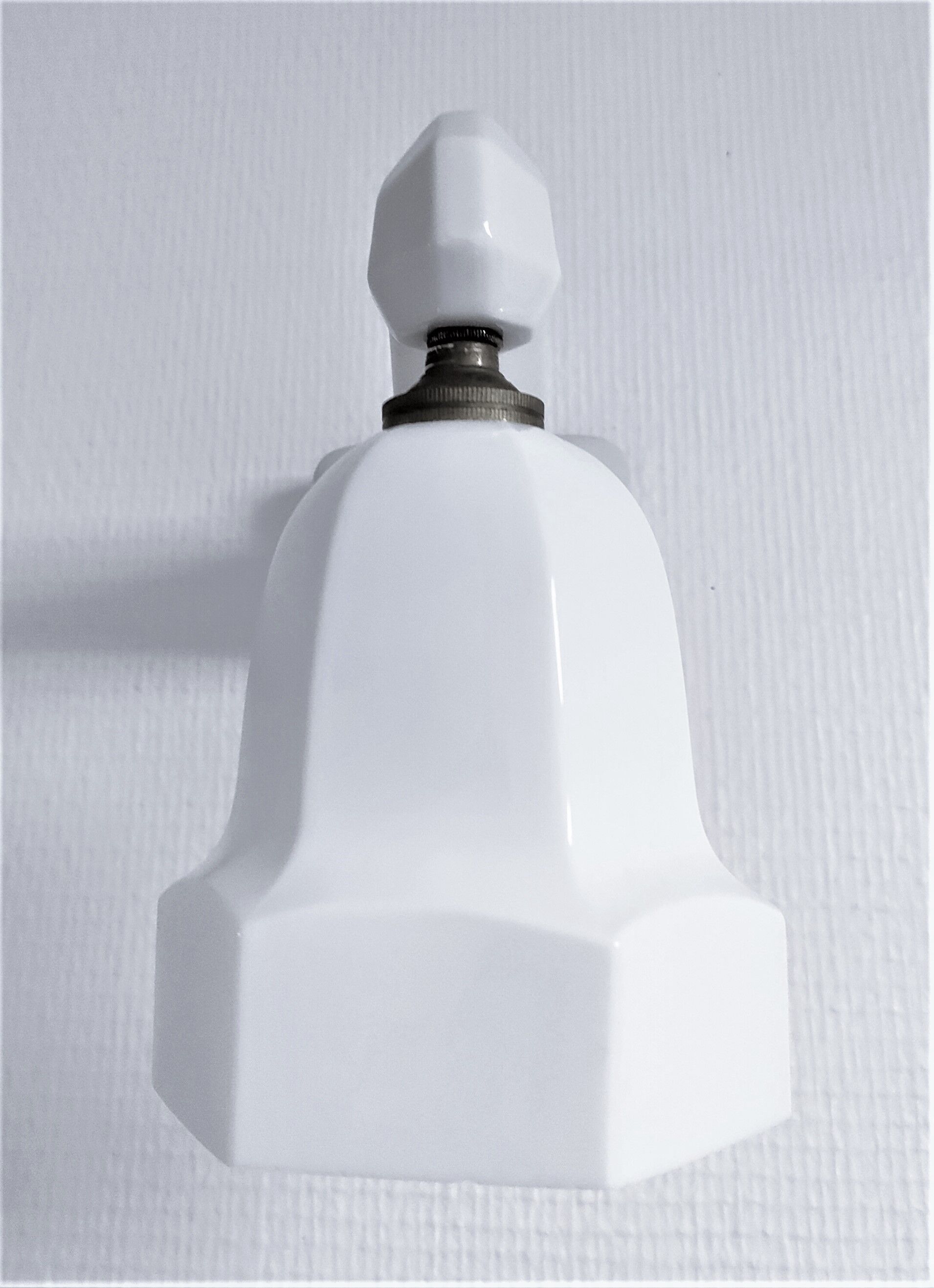 Wall lamp Art Deco opaline porcelain years 20-30