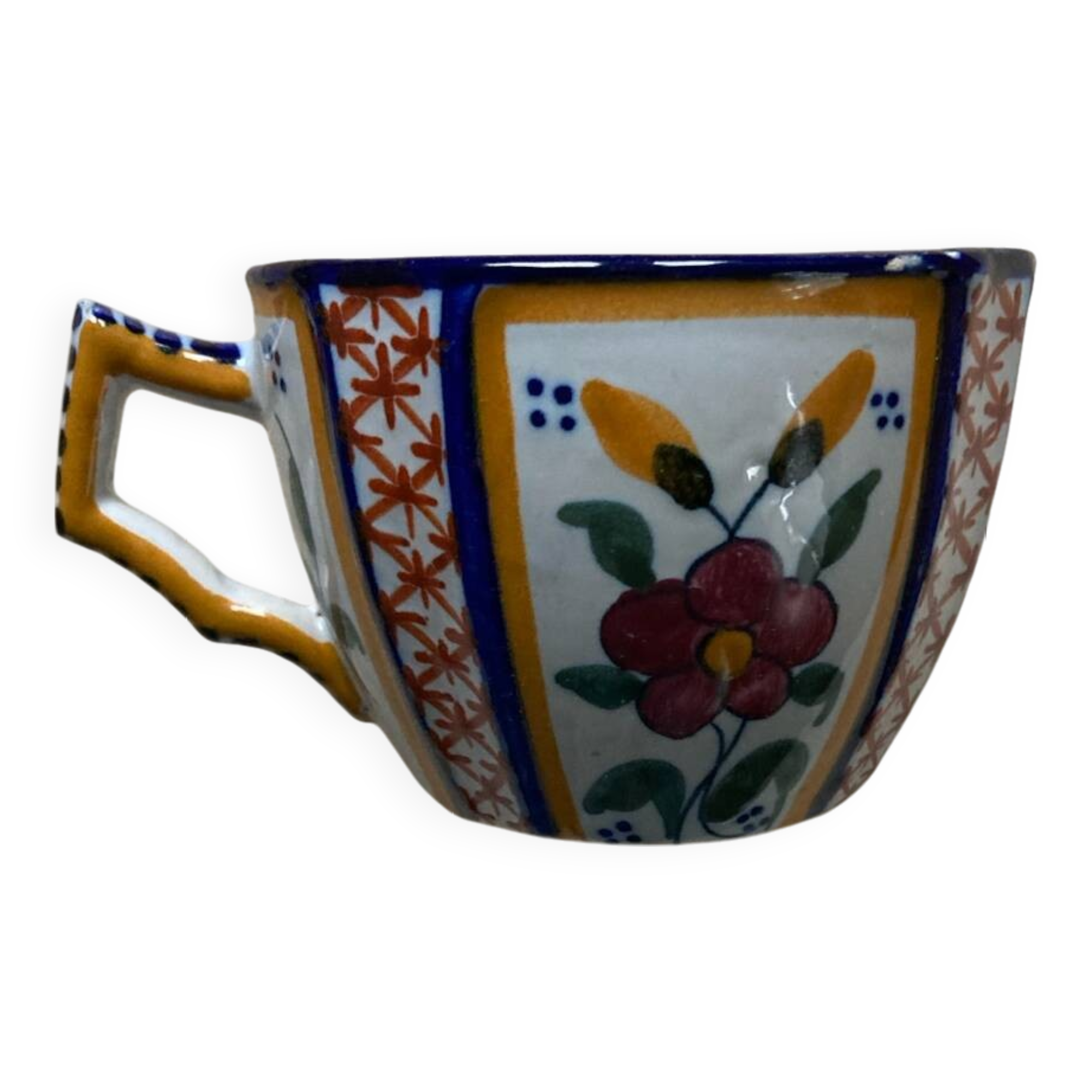 Tea or coffee cup