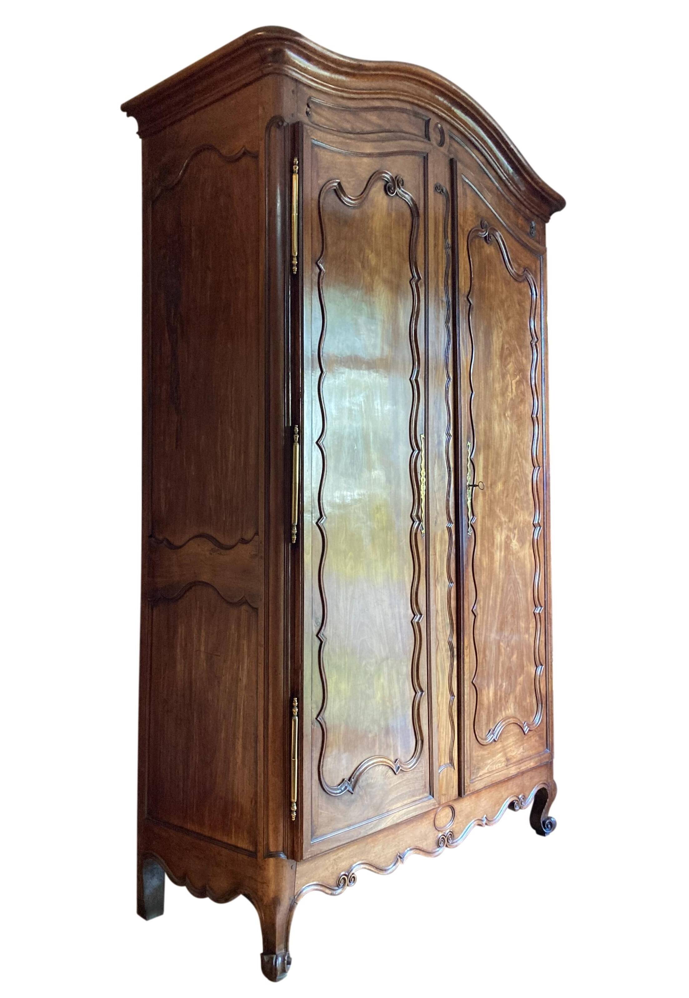 Mahogany port cabinet Nantes 18th century