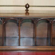 Bureau Demi-Lune en Cuir de Patrick Beakey Dublin circa 1850
