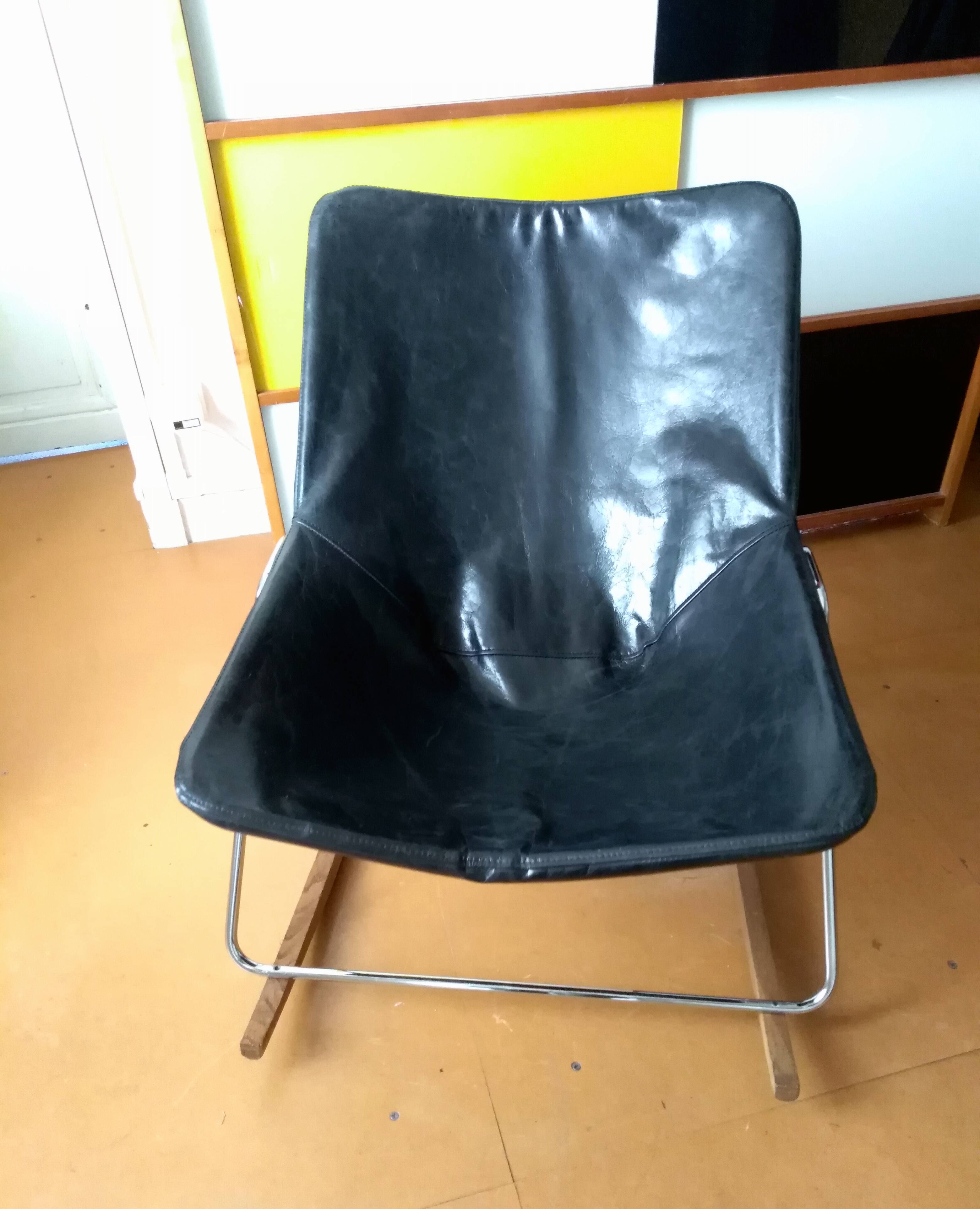 G1 leather armchair, rocker. Pierre Guariche
