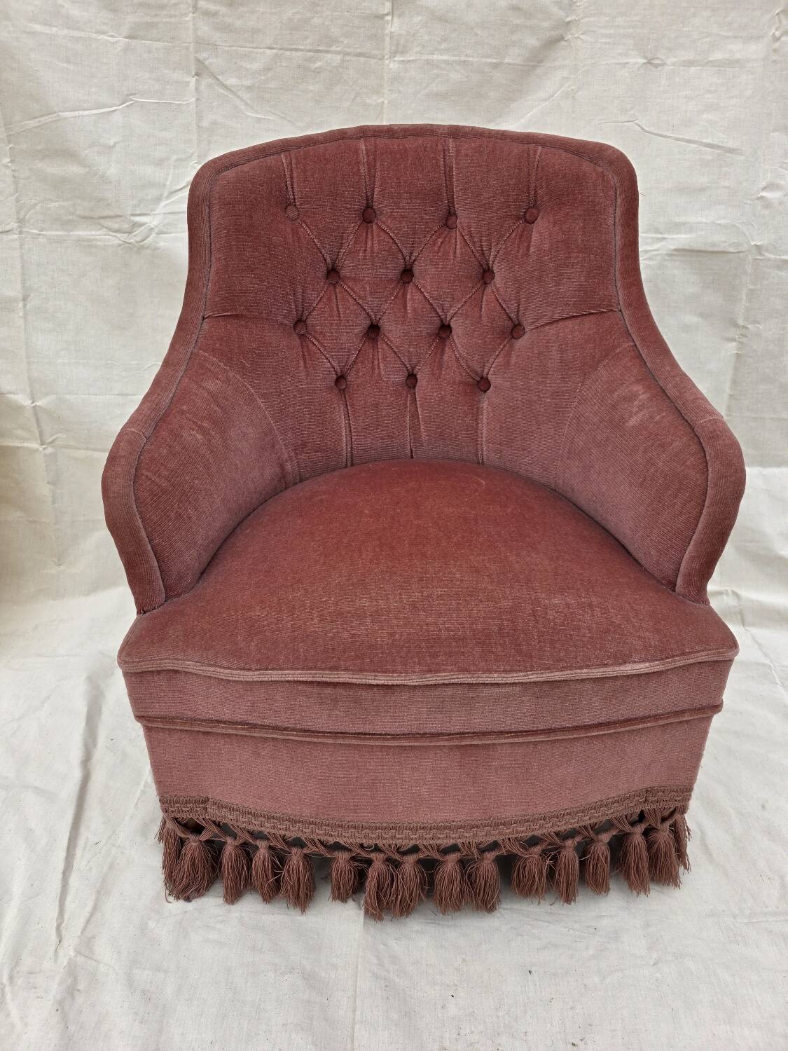 Velvet toadstool armchair