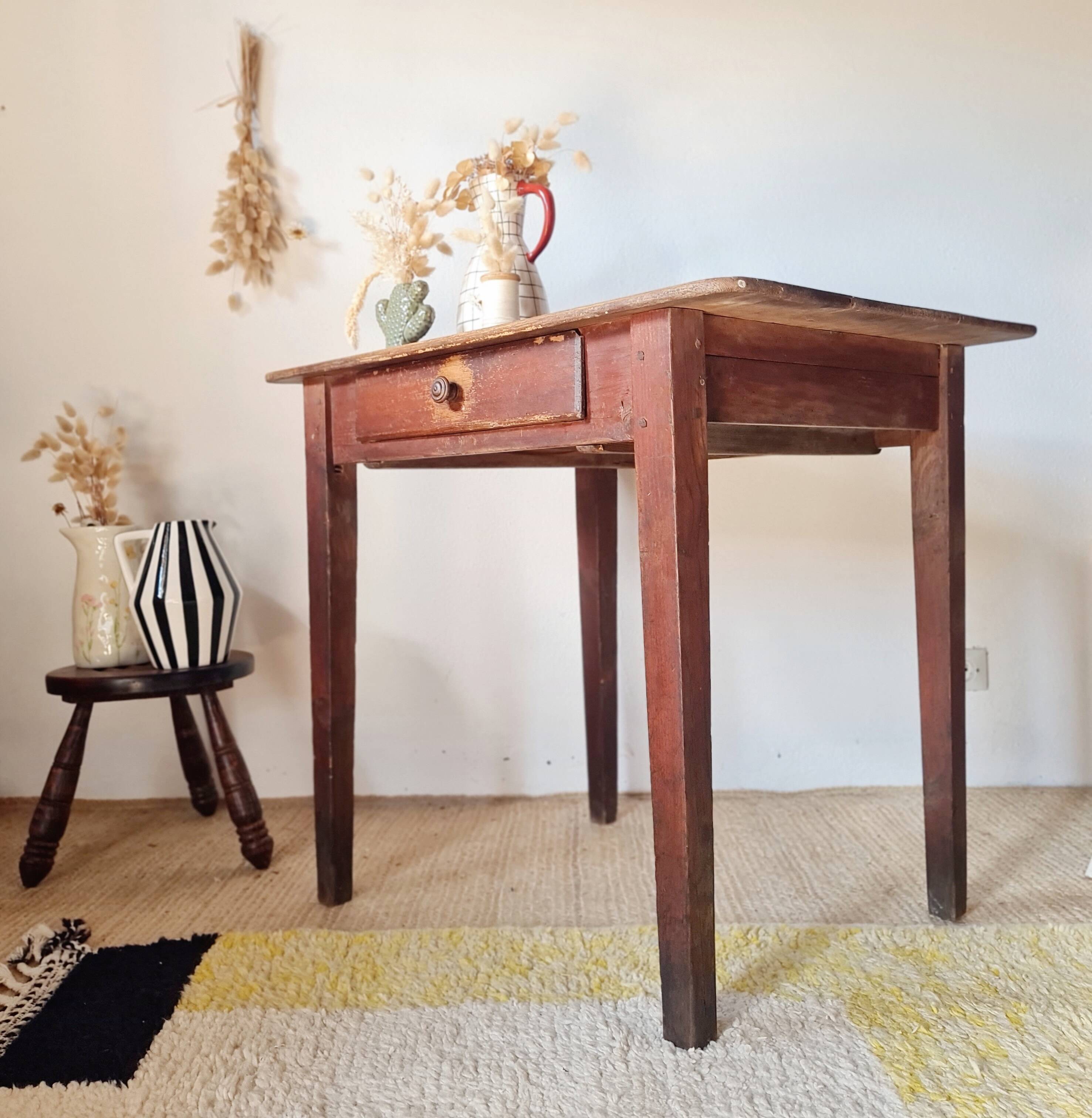Small antique farmhouse table in wood – vintage rustic desk