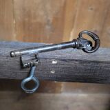 Renaissance style wardrobe in richly carved solid wood, 17th century