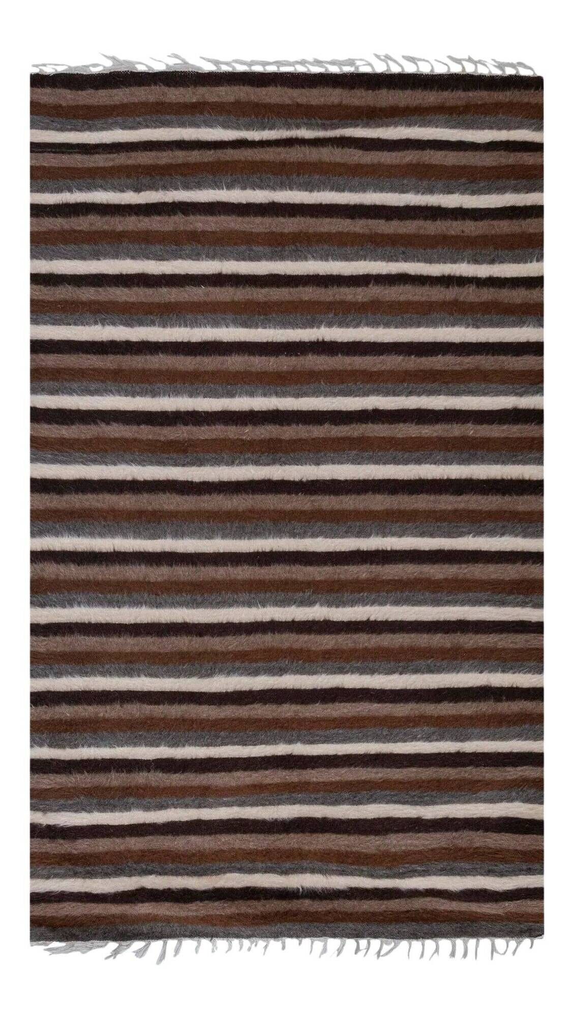 Vintage Turkish kilim, handwoven, 121x196 cm.
