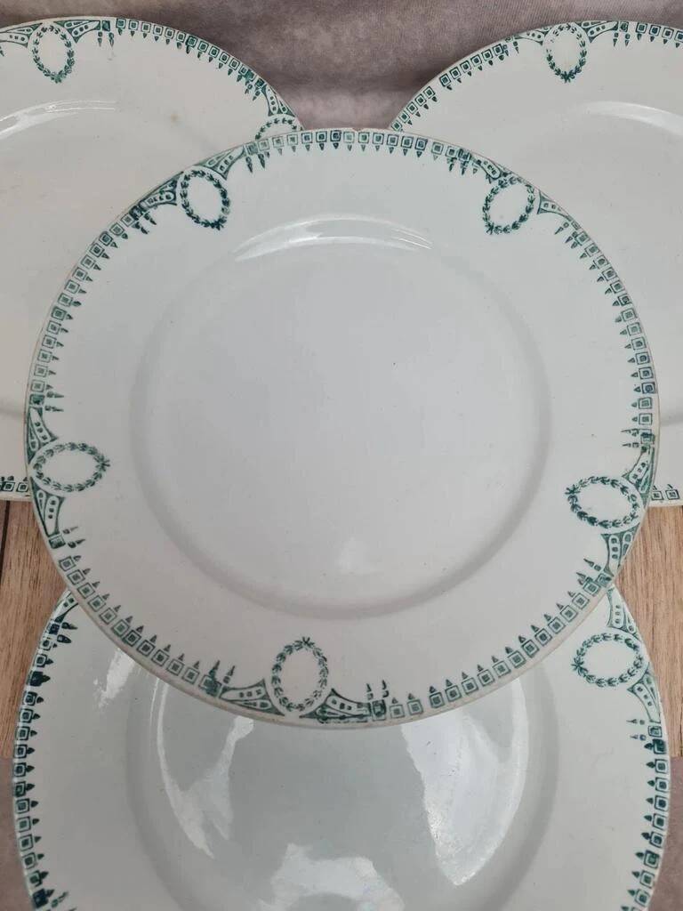 Set of 4 antique plates, Terre de fer Saint-Amand, green decoration.