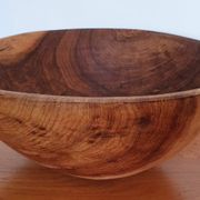 Wooden bowl culbuto