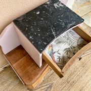 Chevet style Art Déco en bois peint en rose poudré