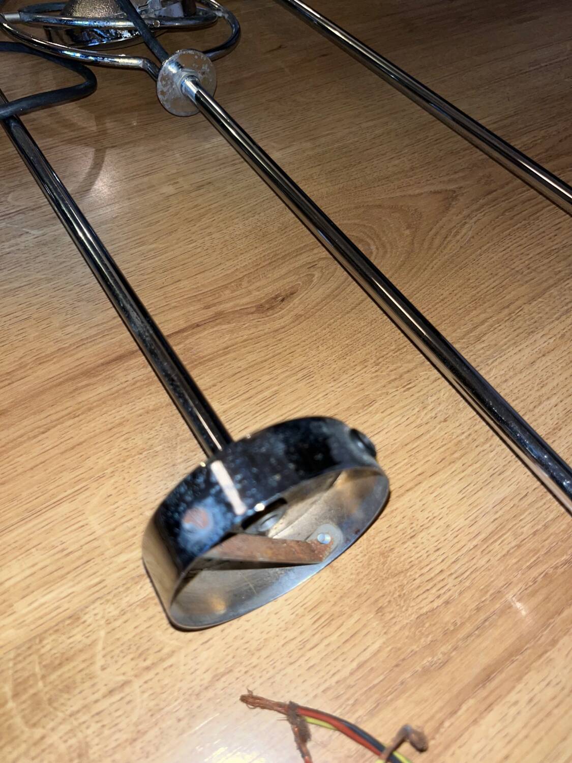 4 adjustable chrome Mole Richardson spotlights