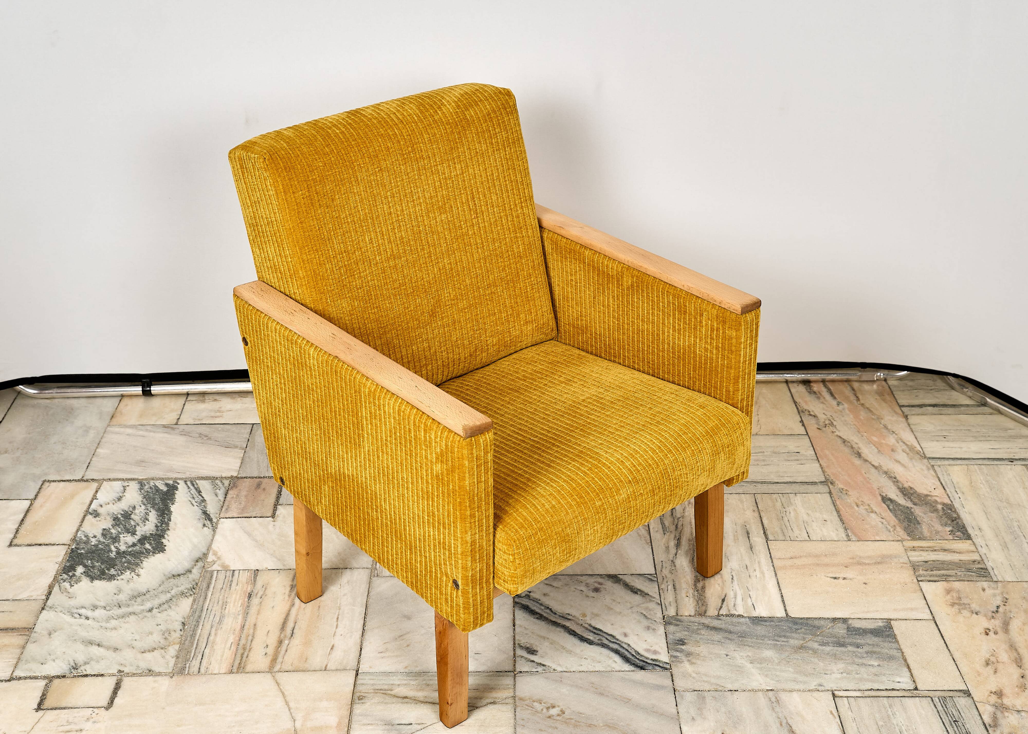 Fauteuil conçu par F.Jirak pour TATRA Tchécoslovaquie 1970