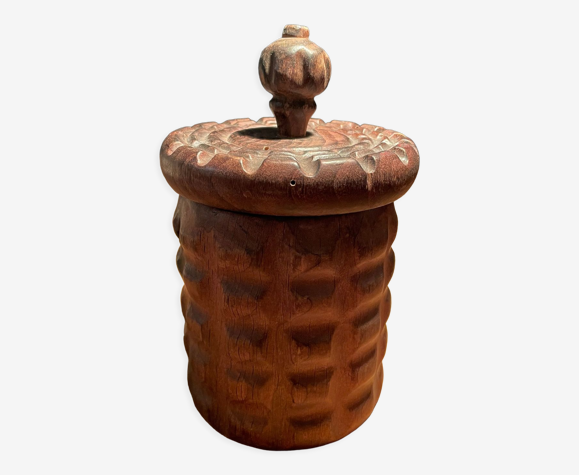 Pot à couvercle en bois rustique style montagne