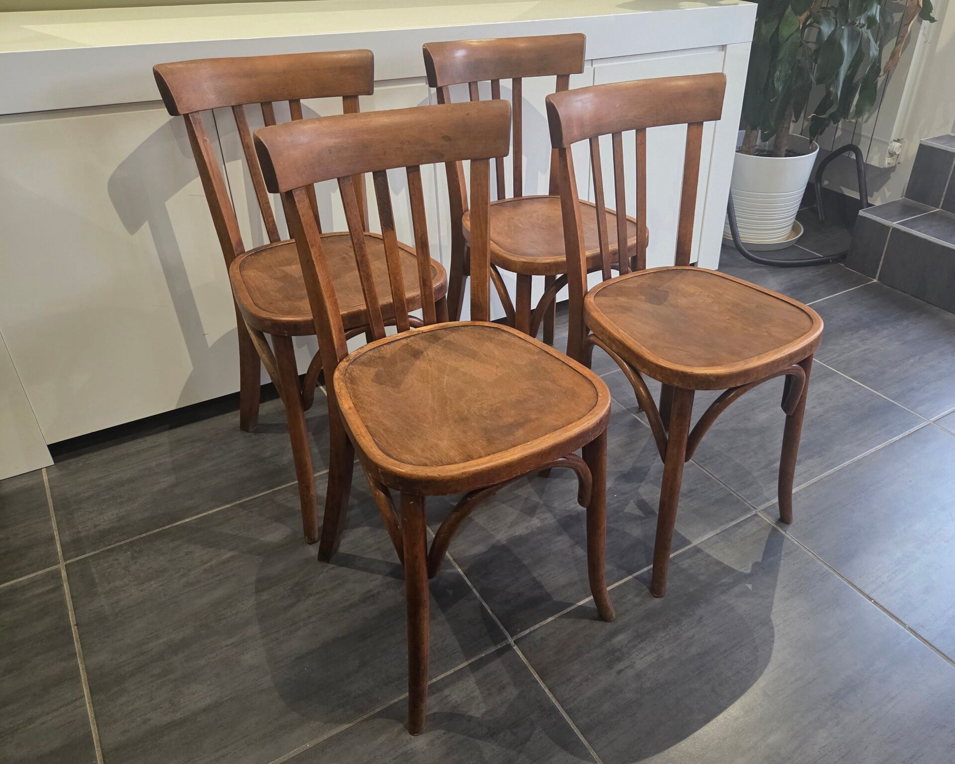Lot de 4 chaises de bistrot Fischel vintage, années 1970