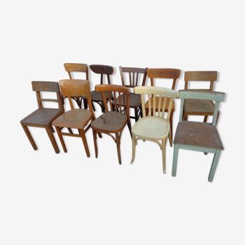 Set de 10 chaises bistrot dépareillées