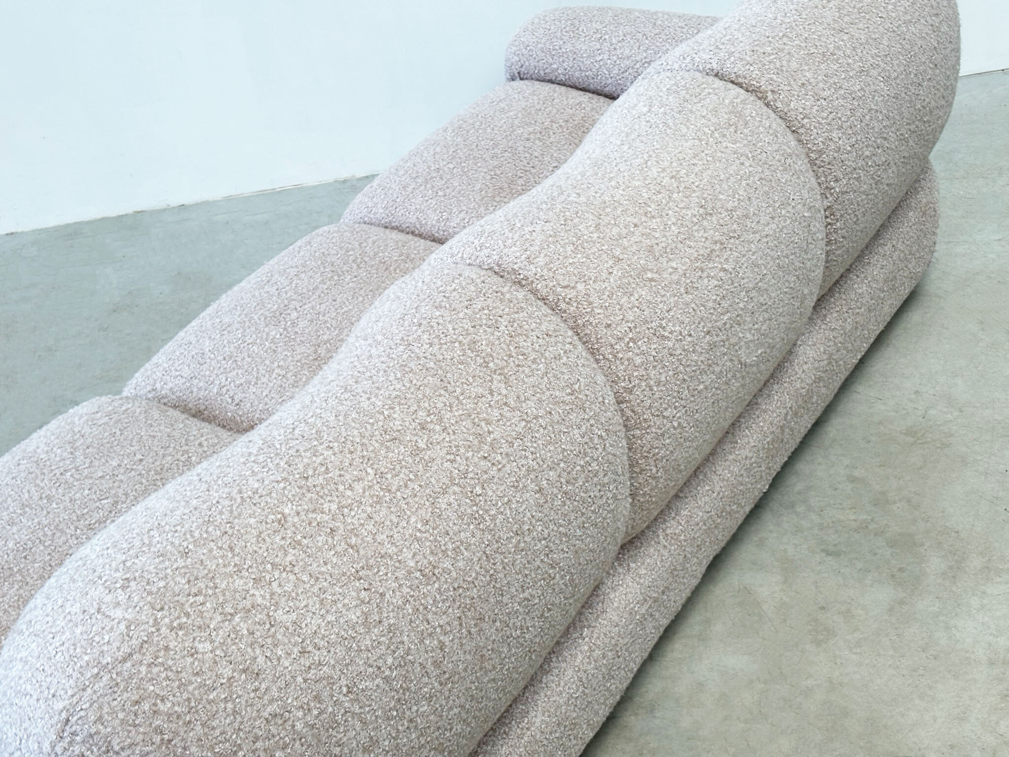Sapporo sofa by Mobil Girgi