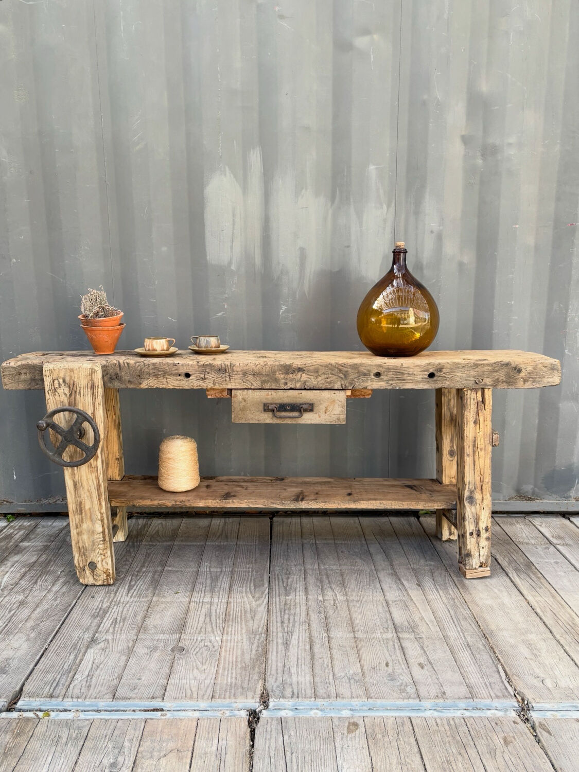 Woodworking bench