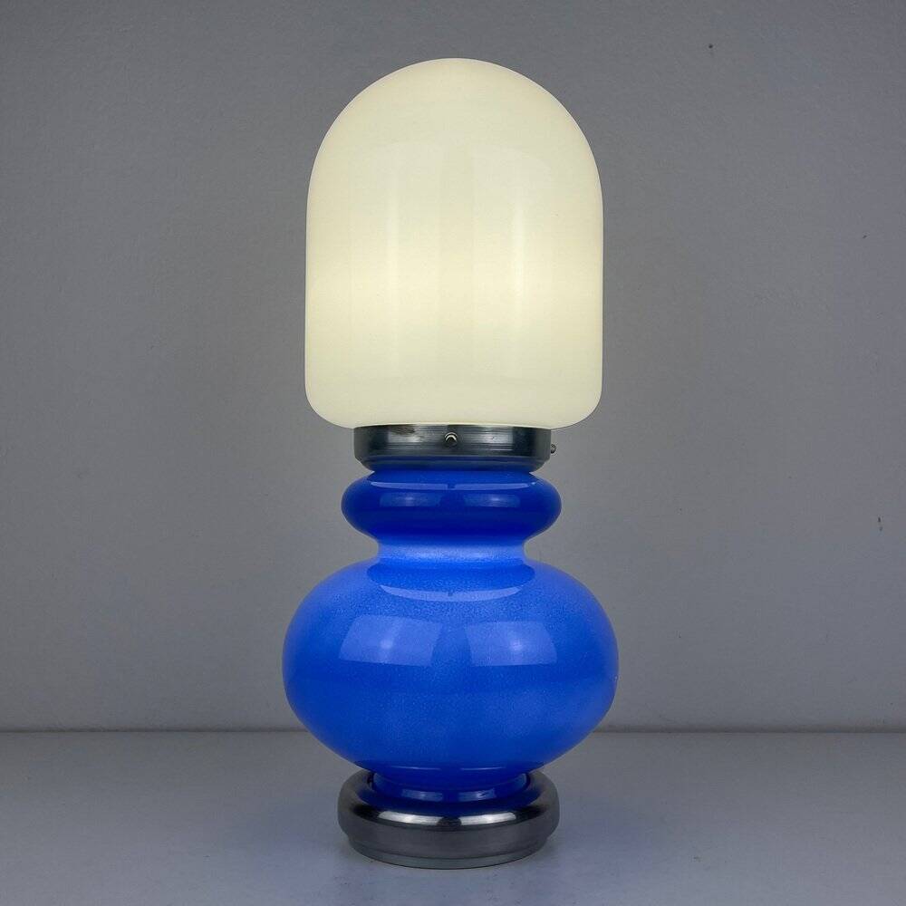Mid-century modern Italian table lamp, Italy, 1980s.