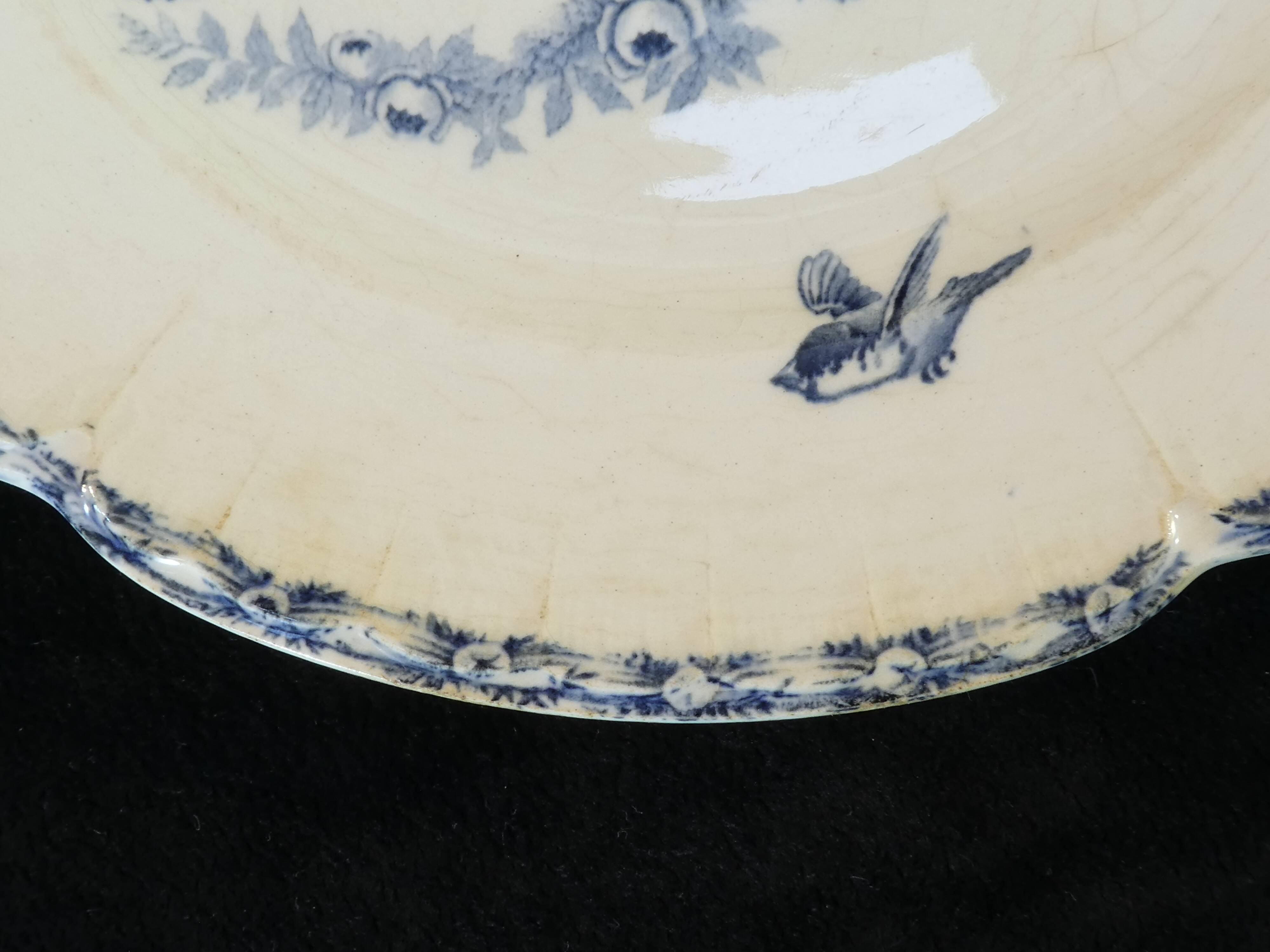 3 assiettes plates en faience e.bourgeois Paris