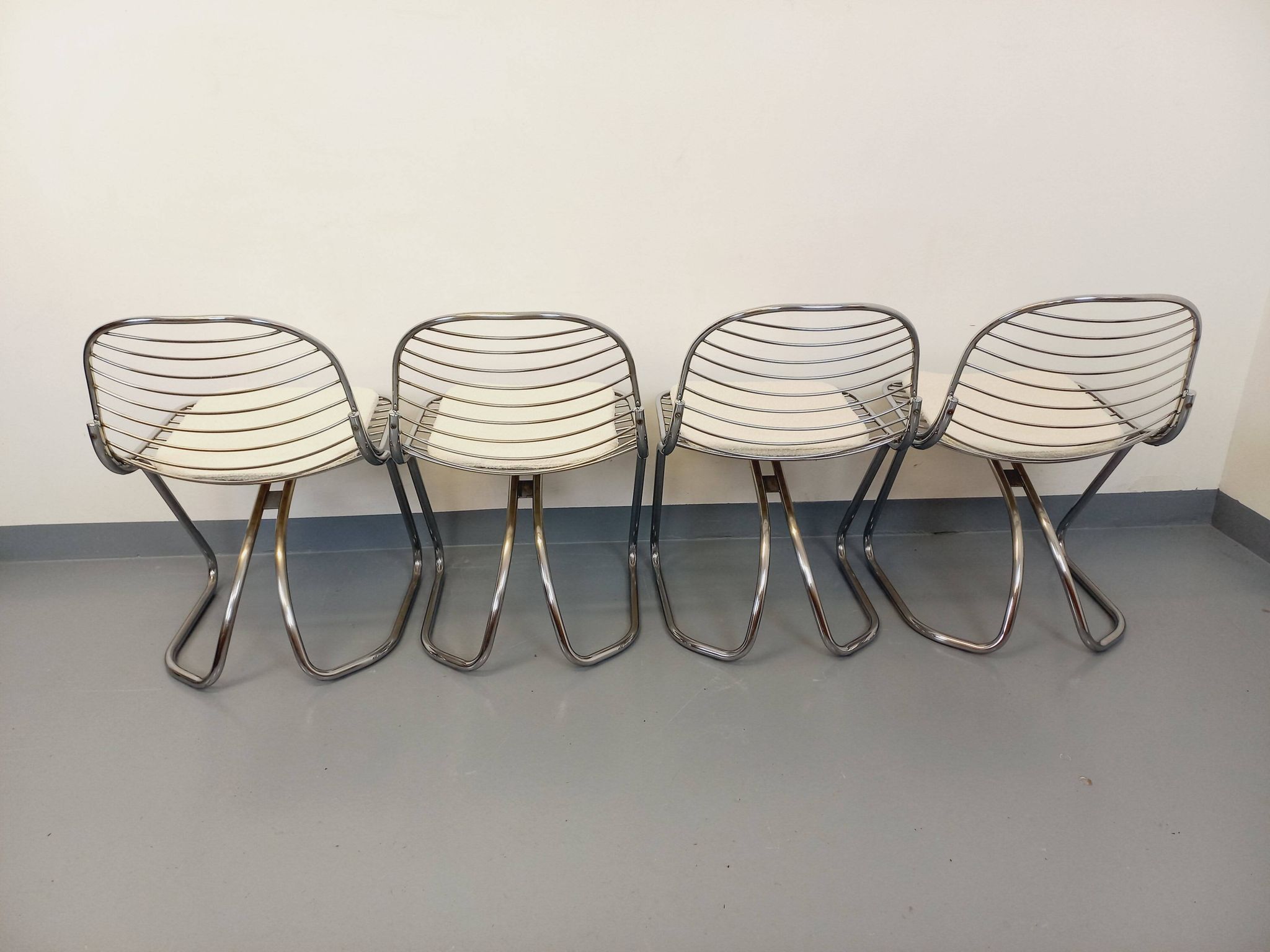 Set of 4 vintage Italian Gastone Rinaldi style chairs in chrome metal