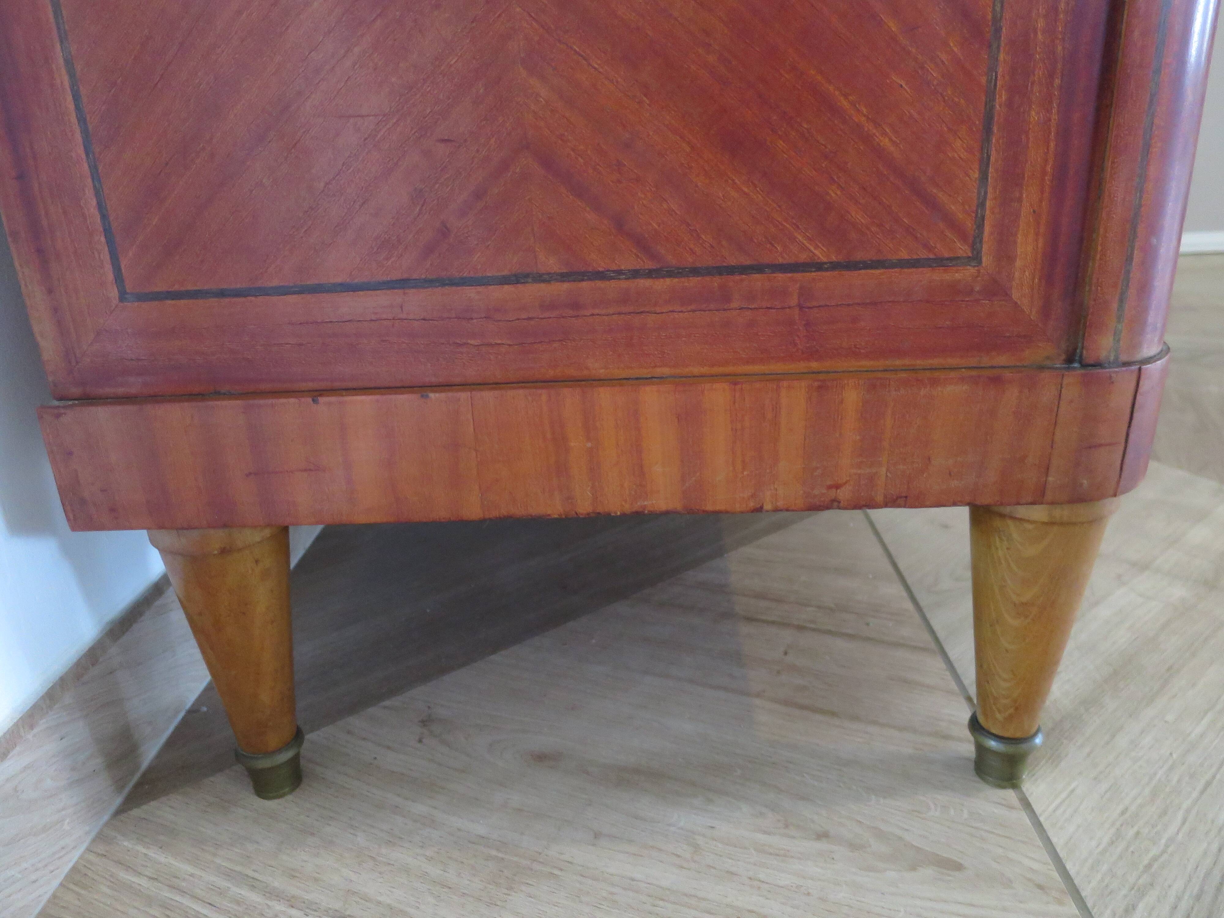 Louis XVI chest of drawers - Bronze - Butterfly wood veneer marquetry - 1930