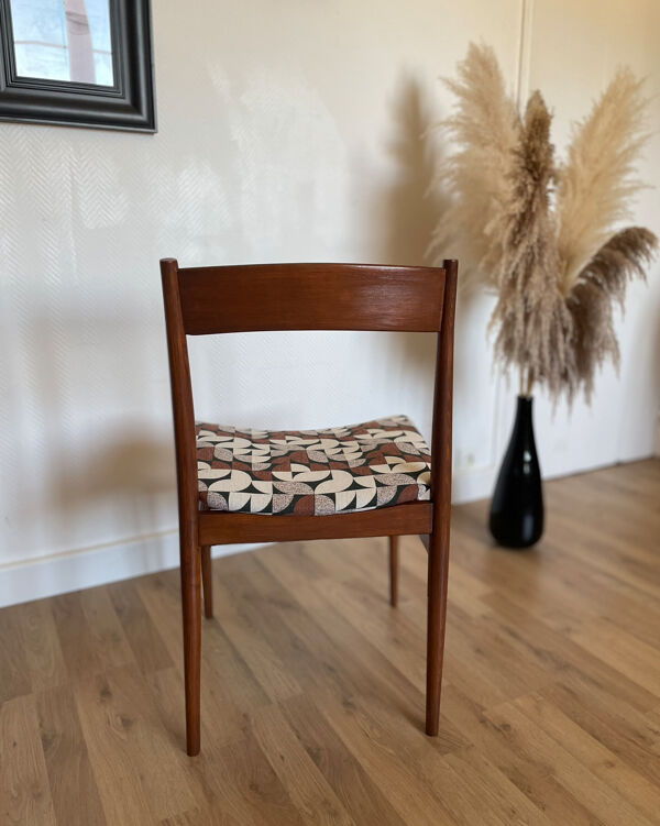 Chaise année 70
