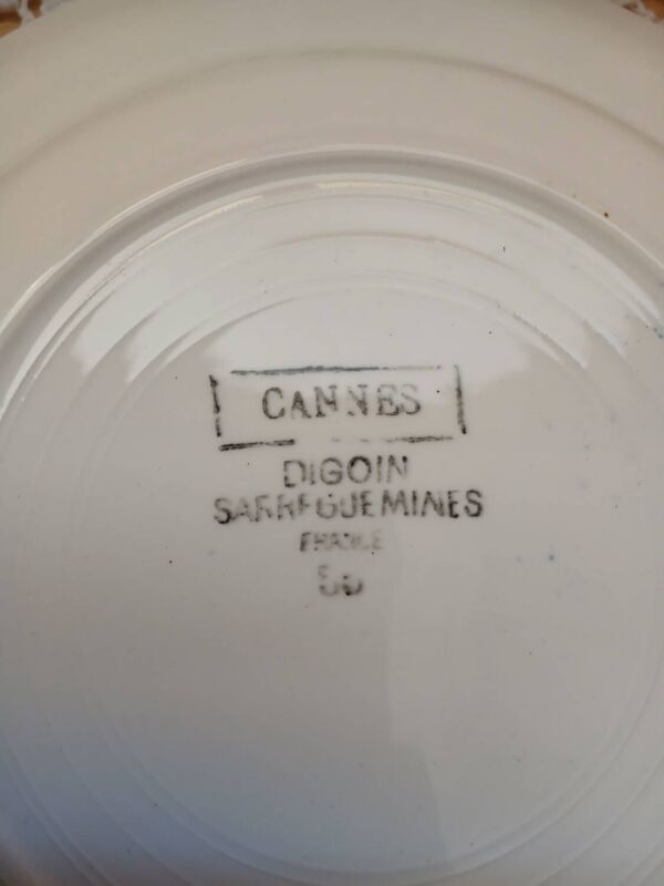 26 assiettes Digoin Sarreguemines