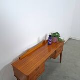 Side table met lades en messing details uit Zweden, kinder bureau