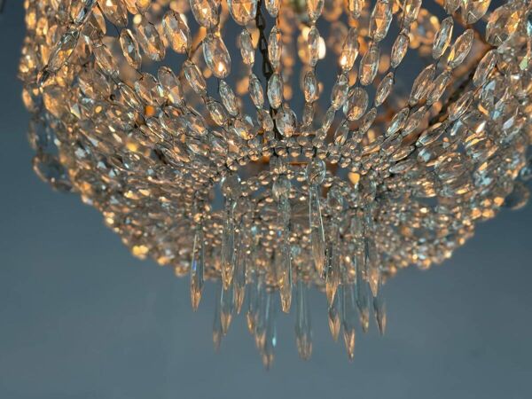 Sac De Perle, Lustre Garni De Rangées De Perles De Cristaux Taillés, Vers 1